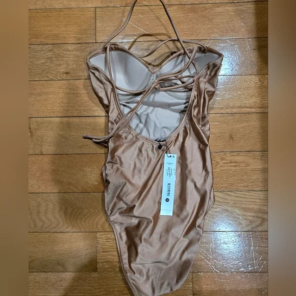 Womens Ruched Underwire One-Piece Swimsuit, Caramel, Size XS